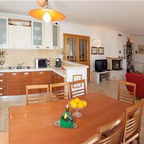 5 Bedroom Seaside Villa with Pool in Supetar, Brac Island, Sleeps 9-11