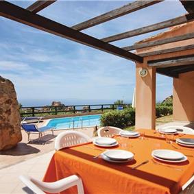 6 Bedroom Villa with Pool and Sea Views in Costa Paradiso, sleeps 12-14