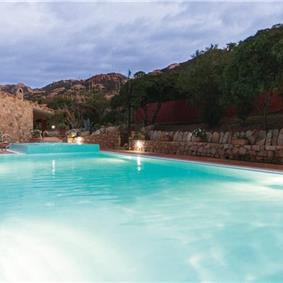 7 Bedroom Villa with Pool and Sea Views in Costa Paradiso, sleeps 13