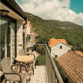 2 Bedroom Apartment with Shared Pool in Kotor Bay, Montenegro, Sleeps 4