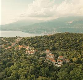 2 Bedroom Apartment with Shared Pool in Kotor Bay, Montenegro, Sleeps 4