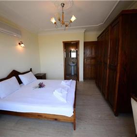 5 Bedroom Villa with Pool in Kalkan, Sleeps 10