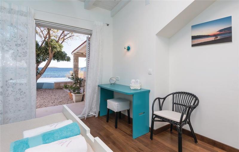 4 Bedroom Luxury Villa with Pool and Sea View in Orebic, sleeps 7-9