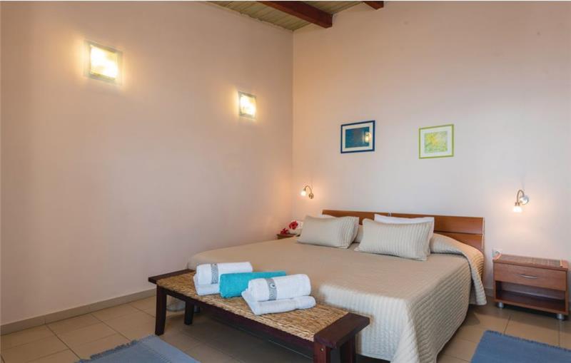 4 Bedroom Luxury Villa with Pool and Sea View in Orebic, sleeps 7-9