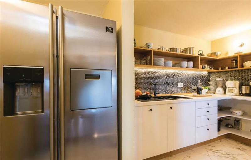 4 Bedroom Luxury Villa with Pool and Sea View in Orebic, sleeps 7-9