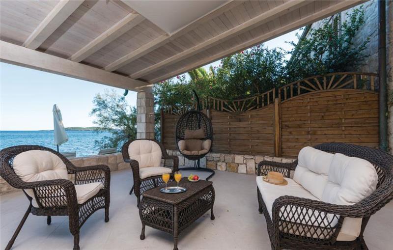 4 Bedroom Luxury Villa with Pool and Sea View in Orebic, sleeps 7-9
