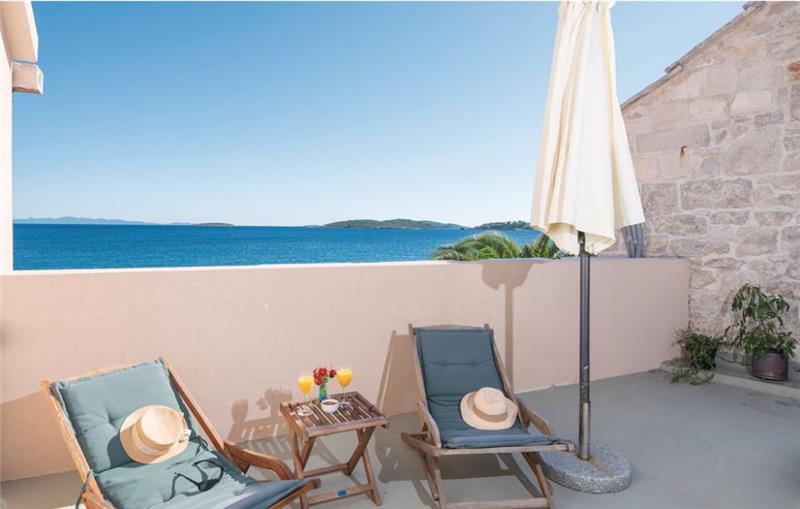 4 Bedroom Luxury Villa with Pool and Sea View in Orebic, sleeps 7-9