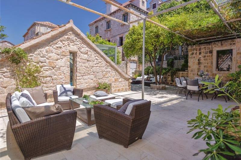 5 Bedroom Luxury Villa with Pool in Hvar Town, sleeps 10