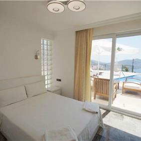 6 Bedroom Villa with Pool in Kalkan, Sleeps 13