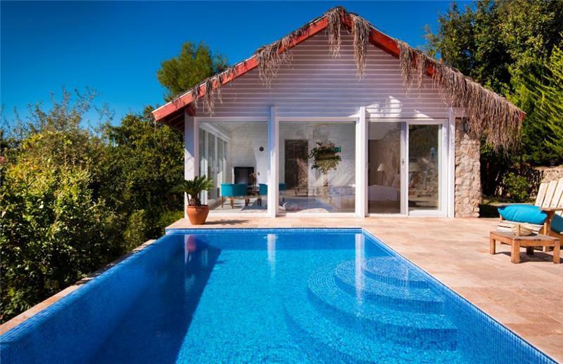 1 Bedroom Villa with Pool in Kalkan, Sleeps 2