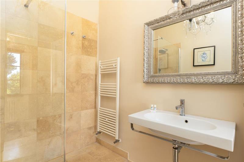 8 Bedroom Villa with Pool near Certaldo, Tuscany, Sleeps 14 - 15