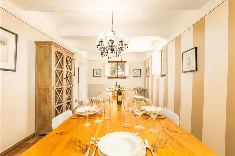 8 Bedroom Villa with Pool near Certaldo, Tuscany, Sleeps 14 - 15