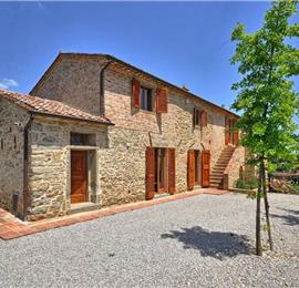 3 Bedroom Villa with Pool near Cortona, Sleeps 6-8