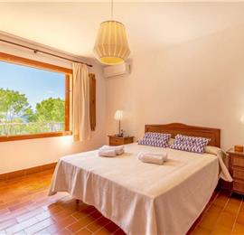 6 Bedroom Villa with Pool near Portals Nous, Mallorca, Sleeps 12