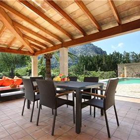 2 Bedroom Villa with Pool in Pollensa, Sleeps 4