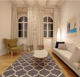 1 Bedroom Apartment in Dubrovnik Old Town, Sleeps 2-4