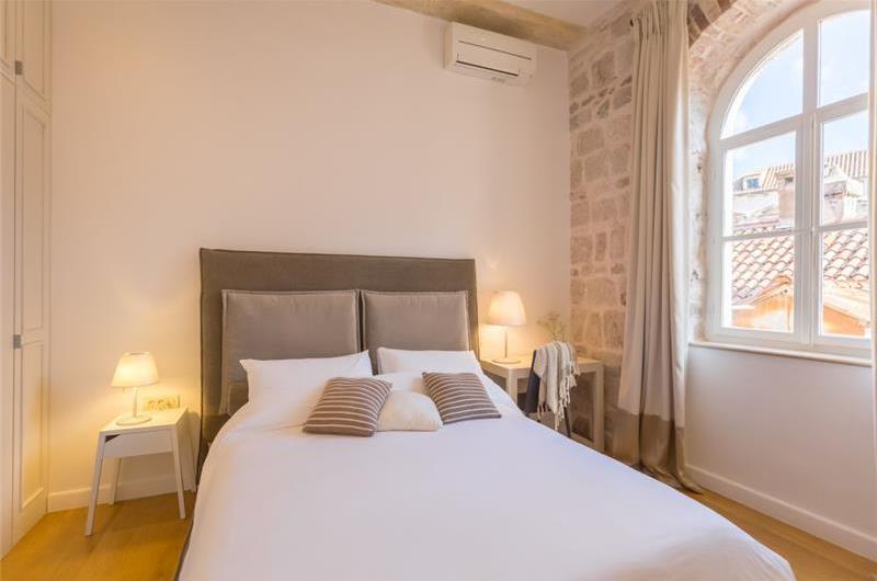 1 Bedroom Apartment in Dubrovnik Old Town, Sleeps 2-4