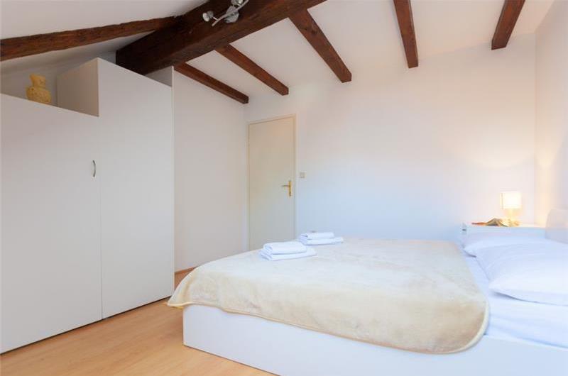 3 Bedroom Apartment in Dubrovnik Old Town, Sleeps 5-6