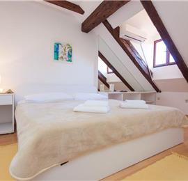 3 Bedroom Apartment in Dubrovnik Old Town, Sleeps 5-6