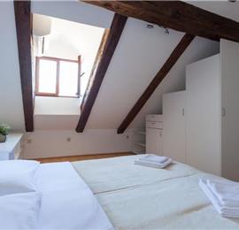 3 Bedroom Apartment in Dubrovnik Old Town, Sleeps 5-6