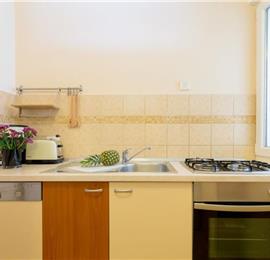 3 Bedroom Apartment with Terrace and Sea Views near Dubrovnik Old Town, Sleeps 5-7