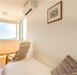 3 Bedroom Apartment with Terrace and Sea Views near Dubrovnik Old Town, Sleeps 5-7