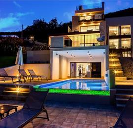 4 Bedroom Villa with Salt Water Pool, Private mini golf course and Rooftop Terrace near Opatija, Sleeps 8
