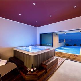 4 Bedroom Villa with Salt Water Pool, Private mini golf course and Rooftop Terrace near Opatija, Sleeps 8