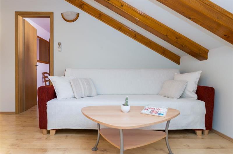 3 Bedroom Apartment in Dubrovnik Old Town, Sleep 5-6