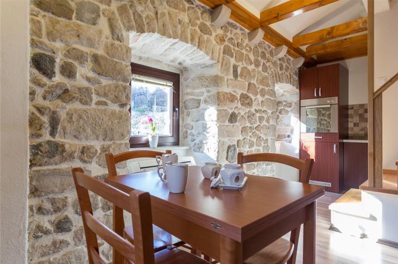 3 Bedroom Apartment in Dubrovnik Old Town, Sleep 5-6