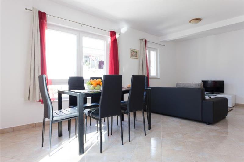1 Bedroom 1st Floor Apartment with Balcony near Dubrovnik Old Town, Sleeps 2