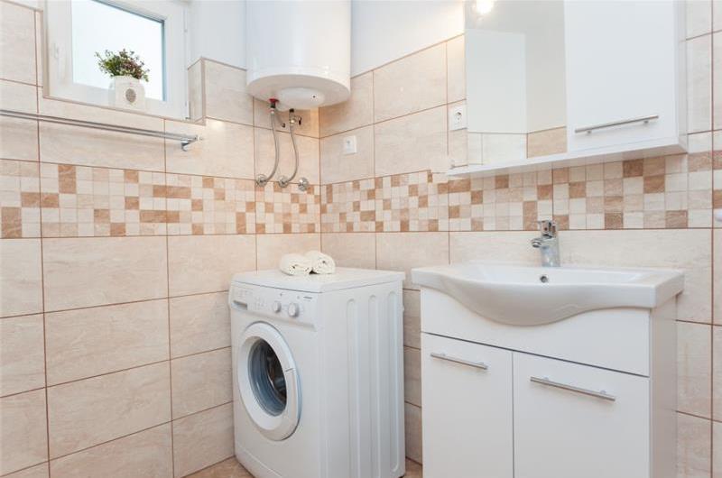 1 Bedroom 1st Floor Apartment with Balcony near Dubrovnik Old Town, Sleeps 2