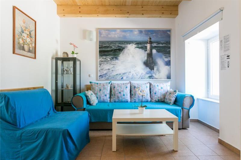 2 Bedroom Villa with Plunge Pool and Terrace in Cavtat, Sleeps 4-6