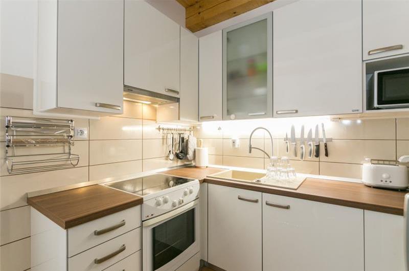 2 Bedroom Villa with Plunge Pool and Terrace in Cavtat, Sleeps 4-6