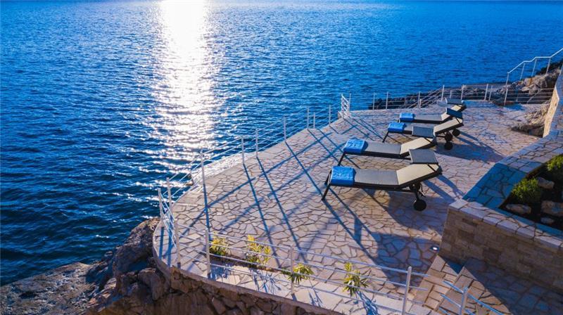 Luxury 7 Bedroom Dubrovnik Beachfront Villa with Infinity Pool, Sleeps 14