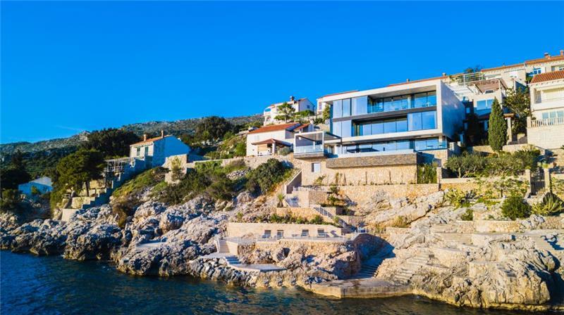 Luxury 7 Bedroom Dubrovnik Beachfront Villa with Infinity Pool, Sleeps 14