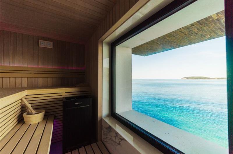 Luxury 7 Bedroom Dubrovnik Beachfront Villa with Infinity Pool, Sleeps 14