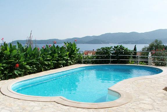 4 Bedroom Villa with Pool in Viganj near Orebic, Sleeps 8-10