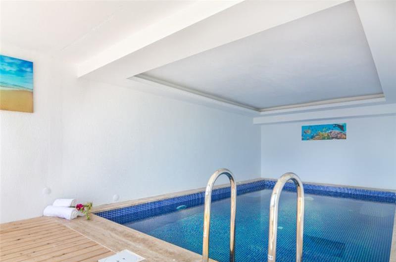 4 Bedroom Villa with Two Pools near Kalkan Town, Sleeps 8