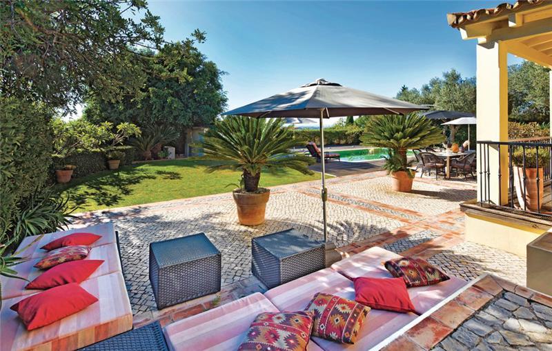 4 Bedroom Villa With Pool, near Almancil, Sleeps 8
