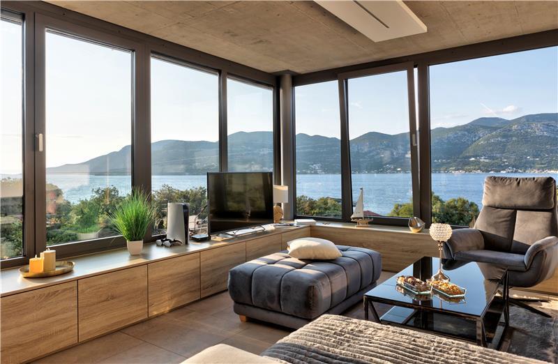 2 x 3 Bedroom Villas with Sea Views and Pools on Korcula Island, Sleeps 6 