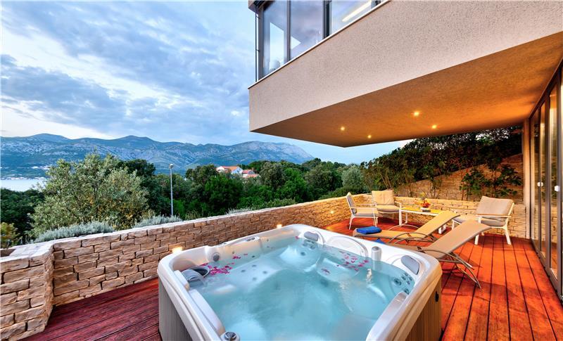 2 x 3 Bedroom Villas with Sea Views and Pools on Korcula Island, Sleeps 6 