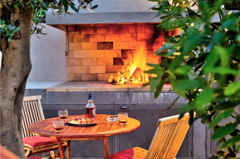 2 x 3 Bedroom Villas with Sea Views and Pools on Korcula Island, Sleeps 6 