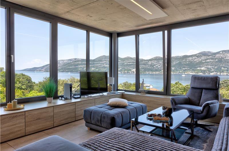 2 x 3 Bedroom Villas with Sea Views and Pools on Korcula Island, Sleeps 6 