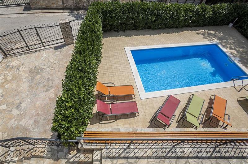 3 Bedroom House with Pool on Solta, Sleeps 6