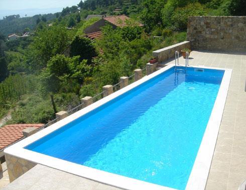 3 Bedroom Villa with Pool in Zrnovnica nr Split, Sleeps 6-8