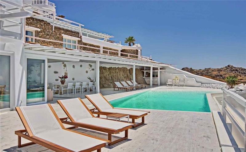 8 Bedroom Villa with Infinity Pool in Fanari on Mykonos, Sleeps 16