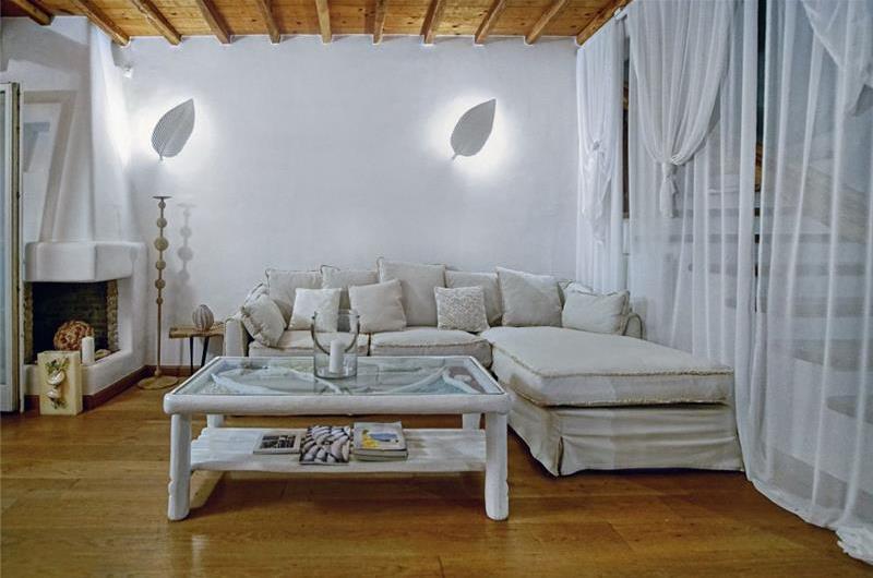 11 Bedroom Villa with Two Pools in Fanari on Mykonos, Sleep 23