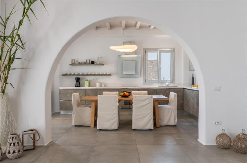 6 Bedroom Villa with Pool in Tourlos on Mykonos, Sleeps 12-15