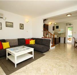 3 bed villa with separate annex for 2 in Sevid near Primosten, sleeps 8-12